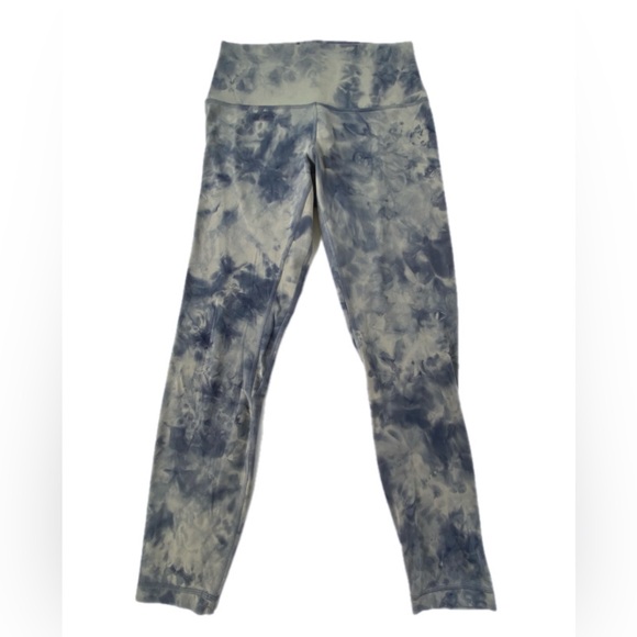 Lululemon Align Pant 25"
*Diamond Dye
Diamond Dye Iced Iris Peri Purple size 6 - Picture 13 of 13